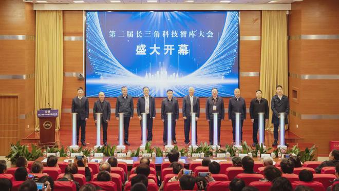 南通四建耿裕华：希望建筑行业的同仁要主动拥抱大模型新时代